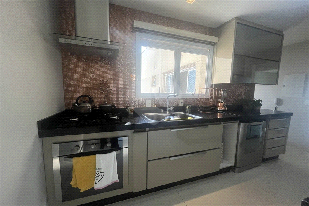 Apartamento com 2 suítes e 2 vagas na Barra Funda - SP