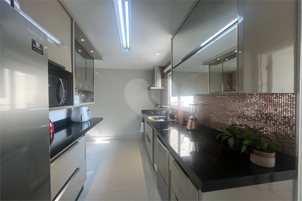 Apartamento com 2 suítes e 2 vagas na Barra Funda - SP