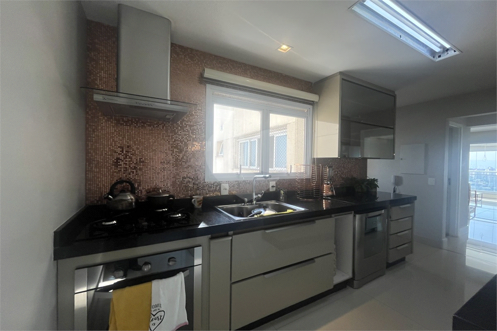 Apartamento com 2 suítes e 2 vagas na Barra Funda - SP