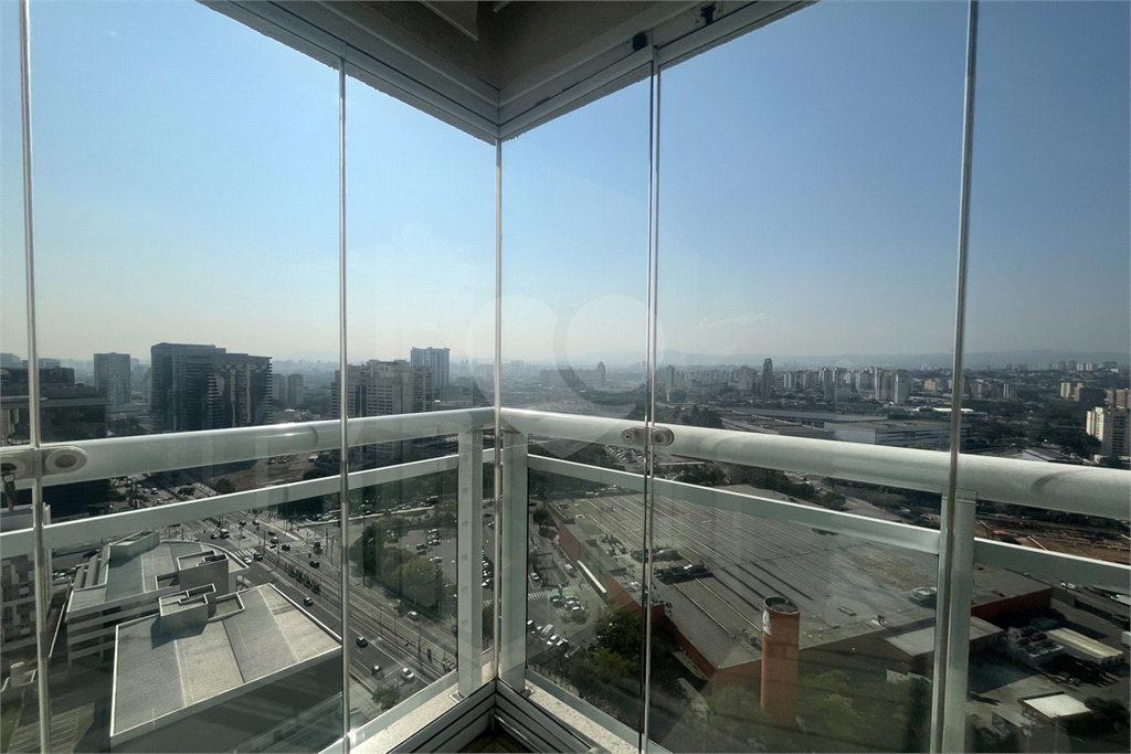 Apartamento com 2 suítes e 2 vagas na Barra Funda - SP