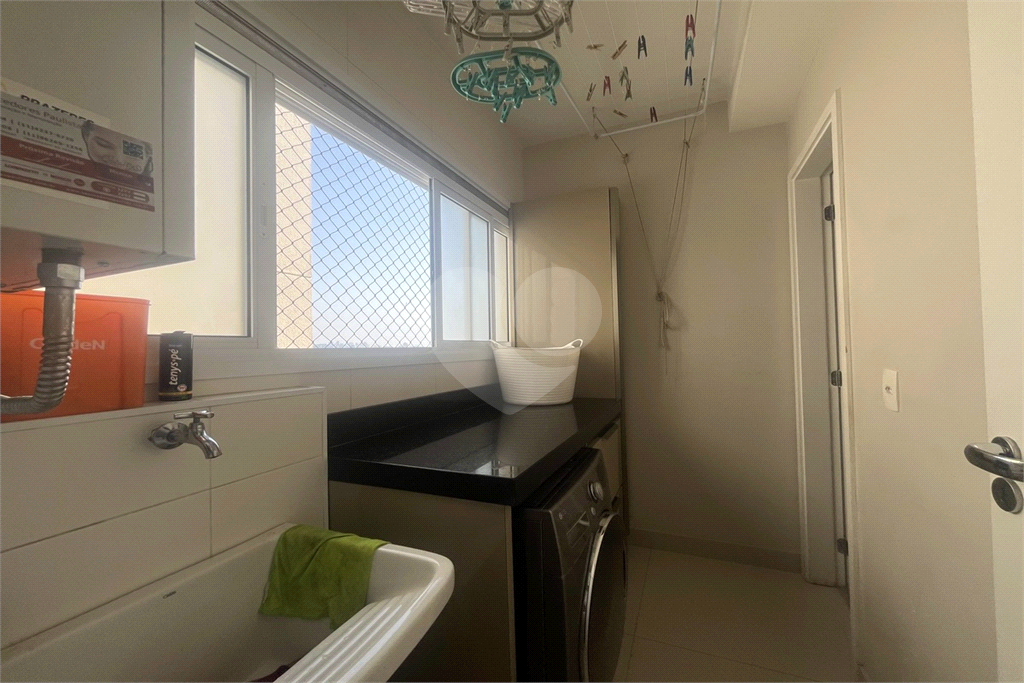 Apartamento com 2 suítes e 2 vagas na Barra Funda - SP
