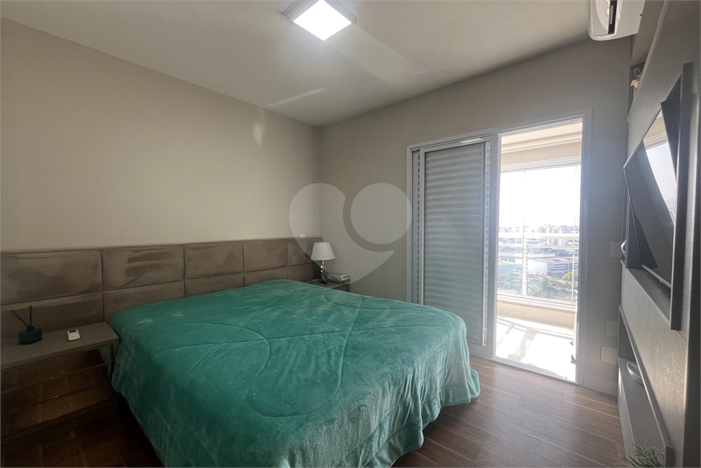 Apartamento com 2 suítes e 2 vagas na Barra Funda - SP