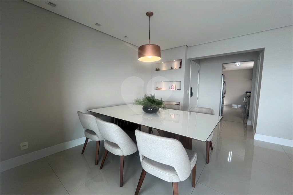 Apartamento com 2 dormitórios e 2 vagas na Barra Funda