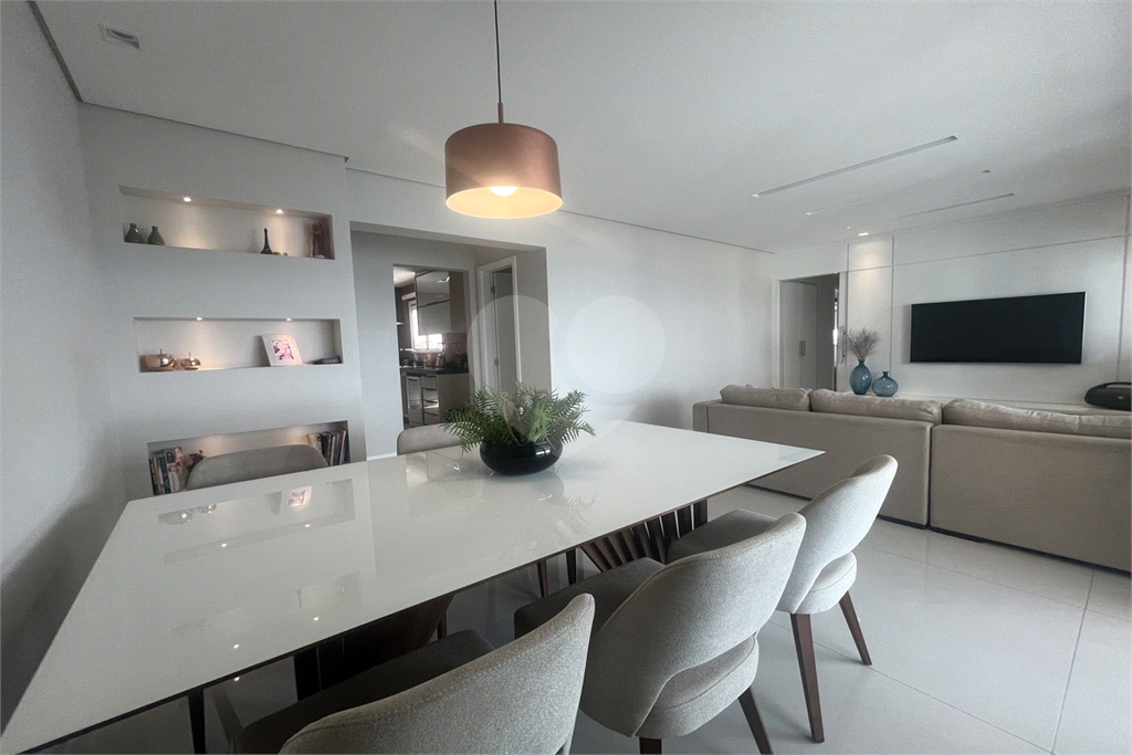 Apartamento com 2 dormitórios e 2 vagas na Barra Funda