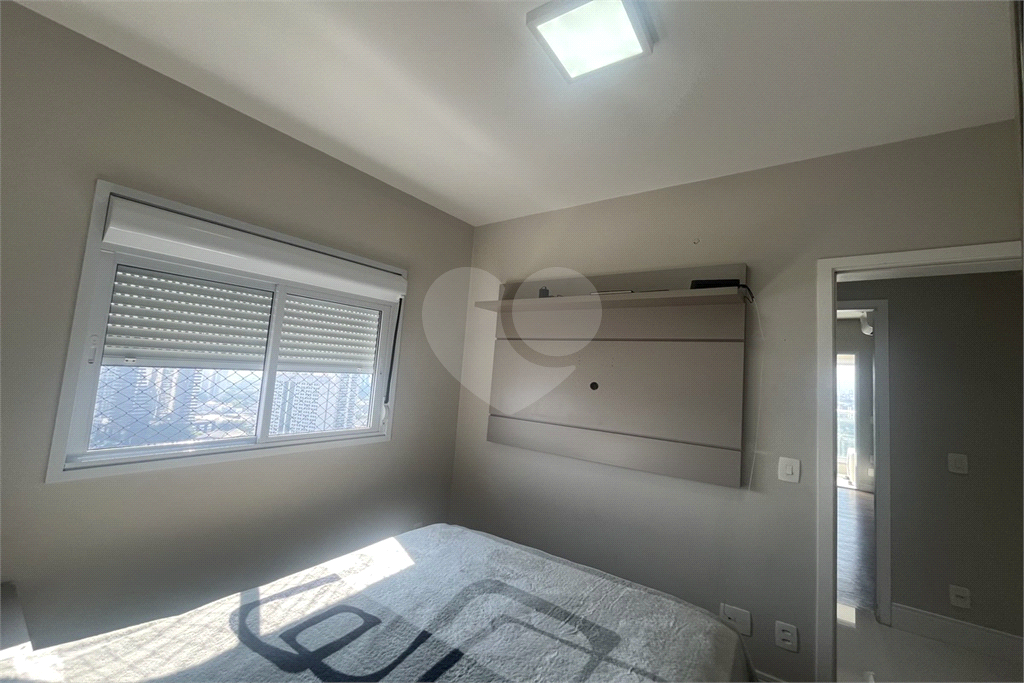 Apartamento com 2 dormitórios e 2 vagas na Barra Funda
