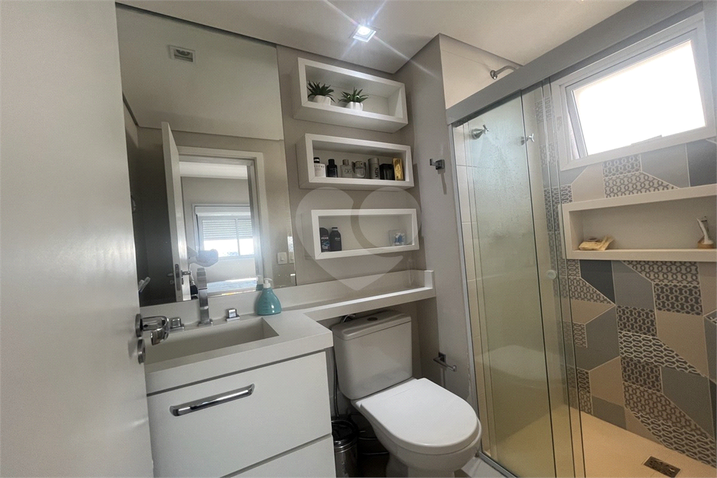 Apartamento com 2 dormitórios e 2 vagas na Barra Funda