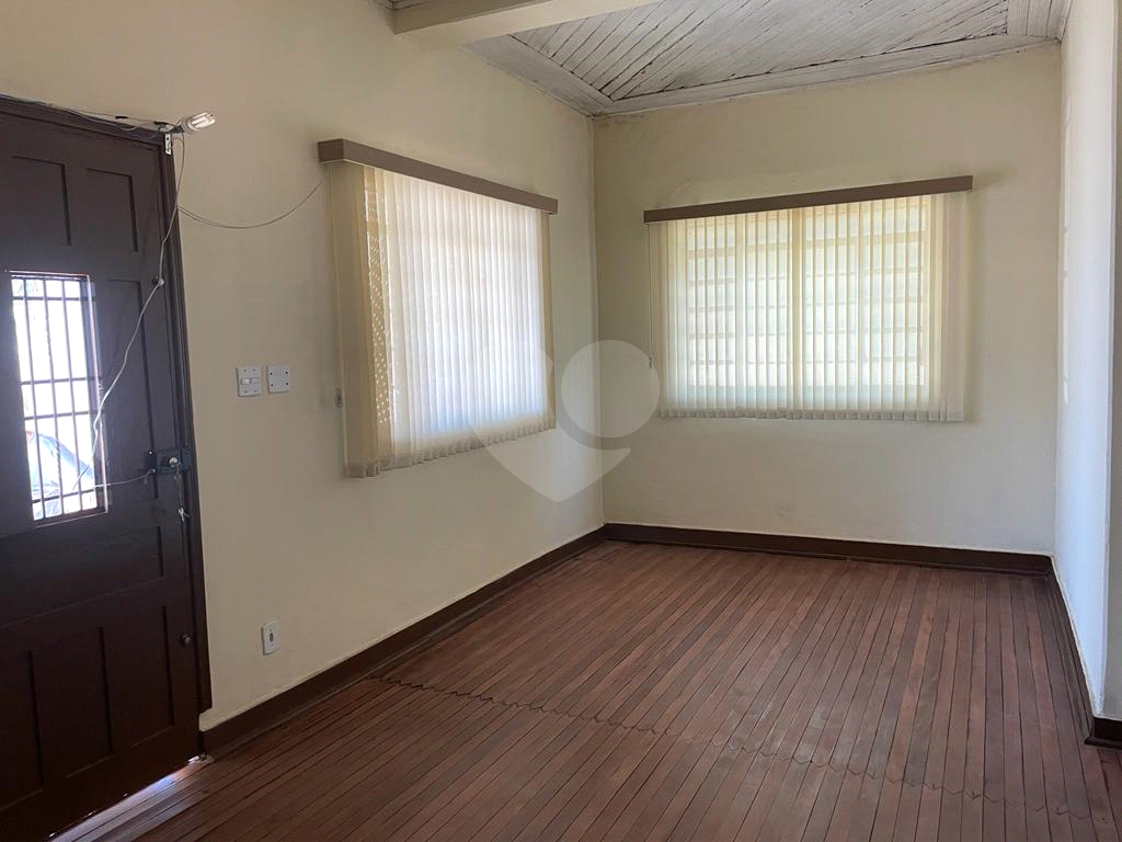 Casa à venda e aluguel com 3 quartos, 158m² - Foto 14