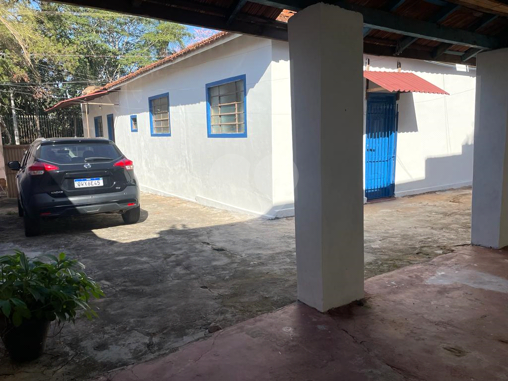 Casa à venda e aluguel com 3 quartos, 158m² - Foto 1