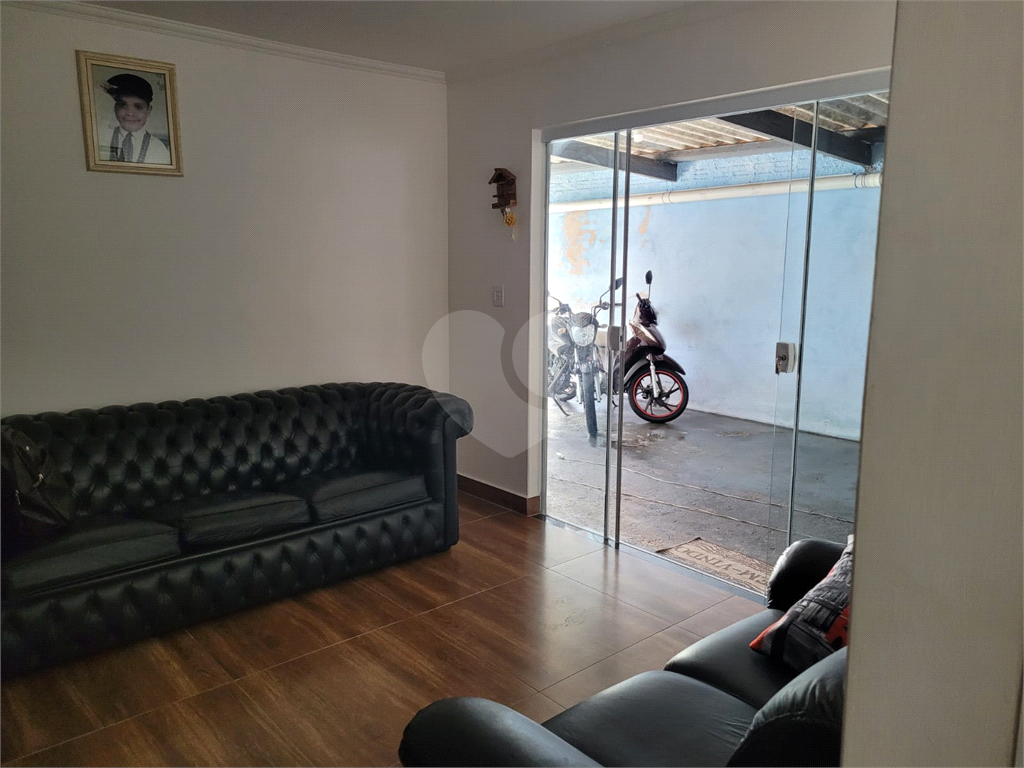 Casa à venda com 3 quartos, 160m² - Foto 14