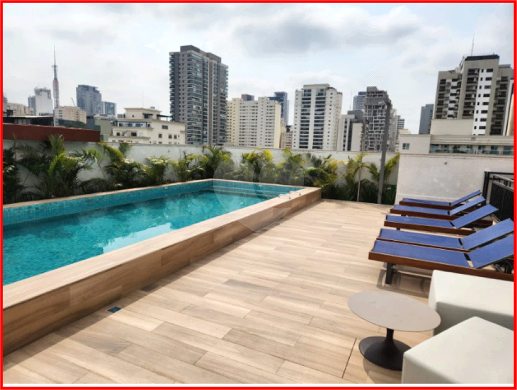 APARTAMENTO em PINHEIROS