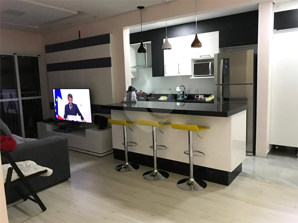 Apartamento à venda com 3 quartos, 80m² - Foto 6