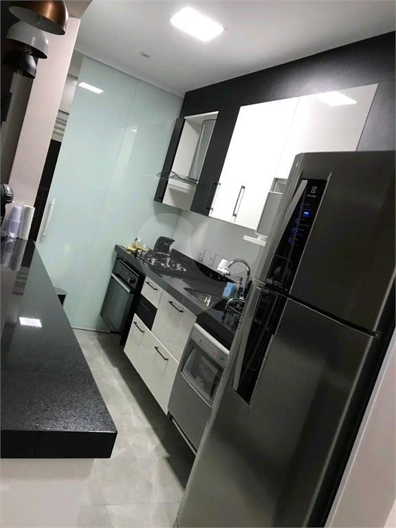 Apartamento à venda com 3 quartos, 80m² - Foto 12