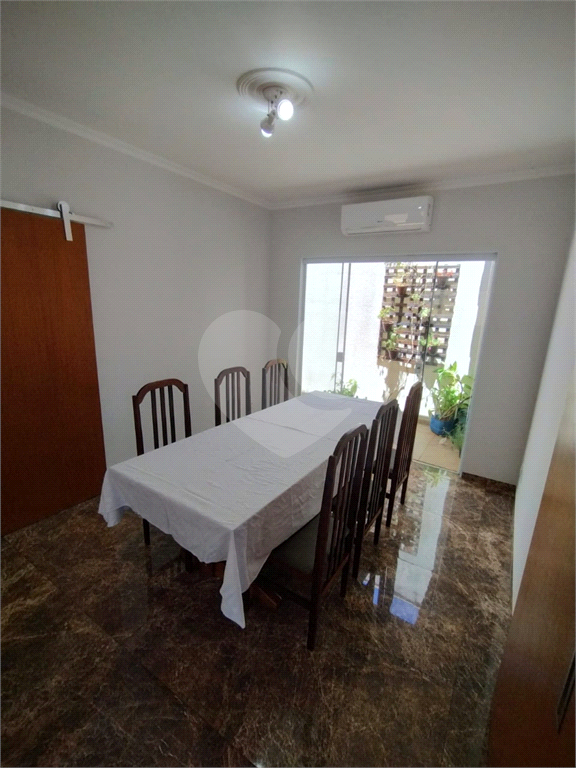 Casa à venda com 3 quartos, 195m² - Foto 4