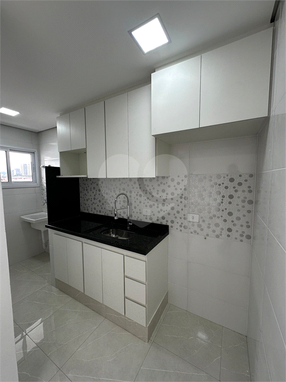 Apartamento para locação, Lauzane Paulista, 40m², 2 quartos sendo 1 suíte, área externa.