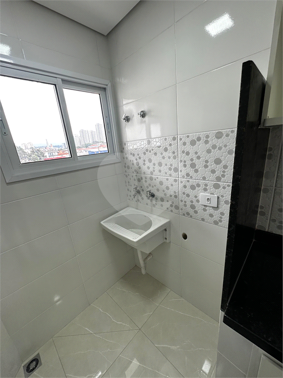 Apartamento para locação, Lauzane Paulista, 40m², 2 quartos sendo 1 suíte, área externa.