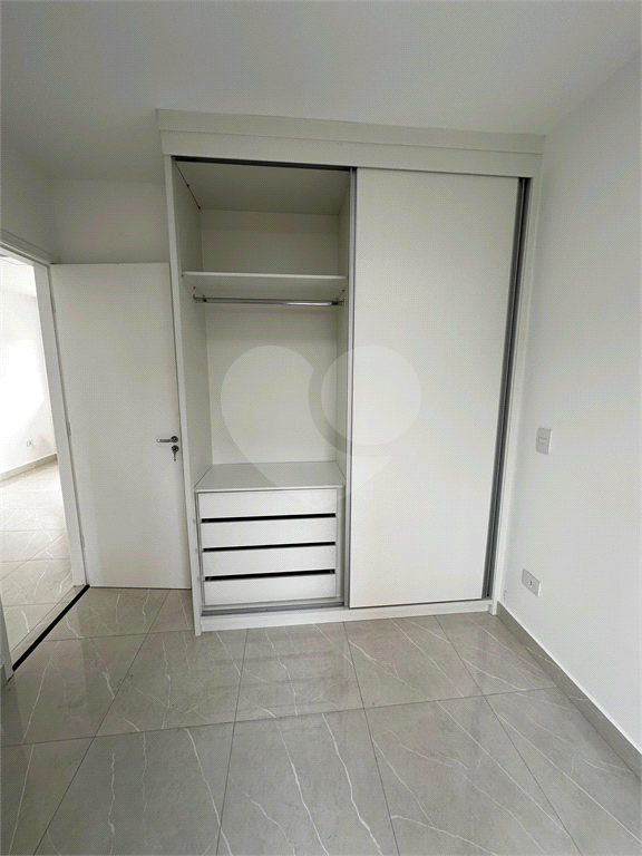 Apartamento para locação, Lauzane Paulista, 40m², 2 quartos sendo 1 suíte, área externa.