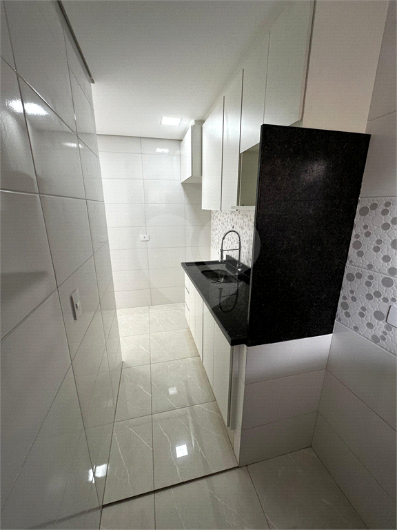 Apartamento para locação, Lauzane Paulista, 40m², 2 quartos, 1 banheiro, cozinha e área externa.