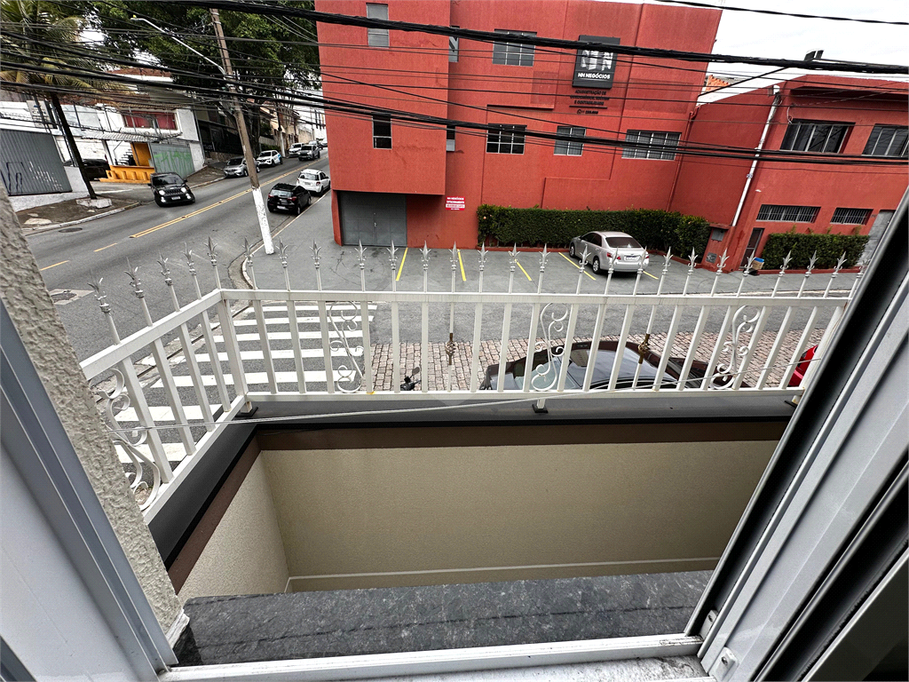 Apartamento para locação, Lauzane Paulista, 40m², 2 quartos, 1 banheiro, cozinha e área externa.