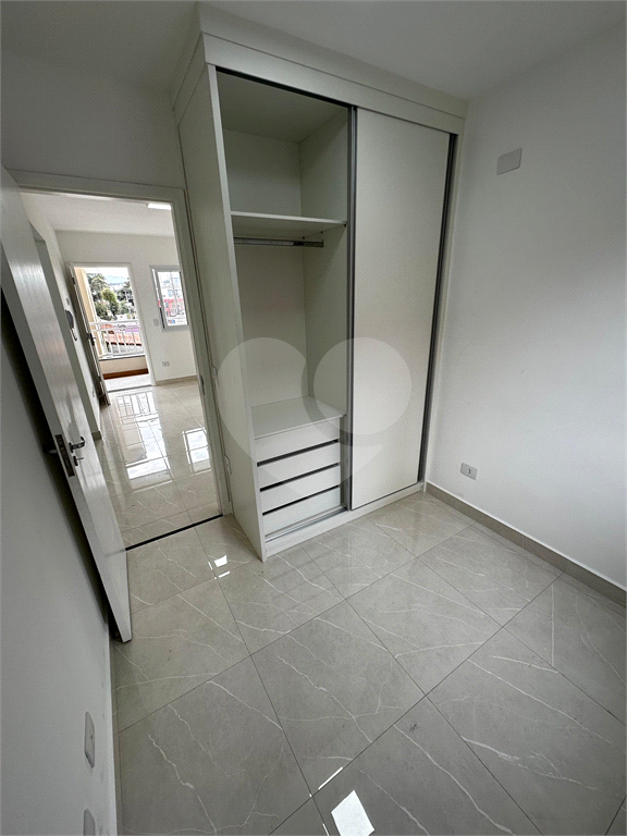 Apartamento para locação, Lauzane Paulista, 40m², 2 quartos, 1 banheiro, cozinha e área externa.