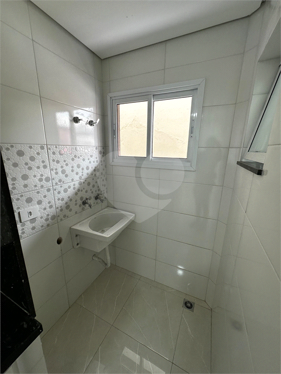 Apartamento para locação, Lauzane Paulista, 40m², 2 quartos, 1 banheiro, cozinha e área externa.