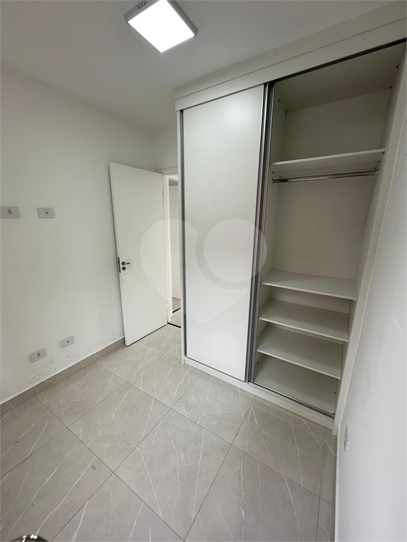 Apartamento para locação, Lauzane Paulista, 40m², 2 quartos, 1 banheiro, cozinha e área externa.