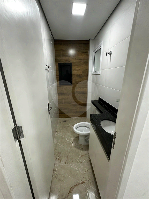 Apartamento para locação, Lauzane Paulista, 40m², 2 quartos, 1 banheiro, cozinha e área externa.