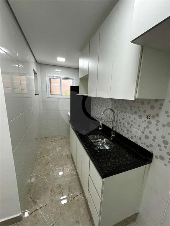 Apartamento para locação, Lauzane Paulista, 40m², 2 quartos, 1 banheiro, cozinha e área externa.