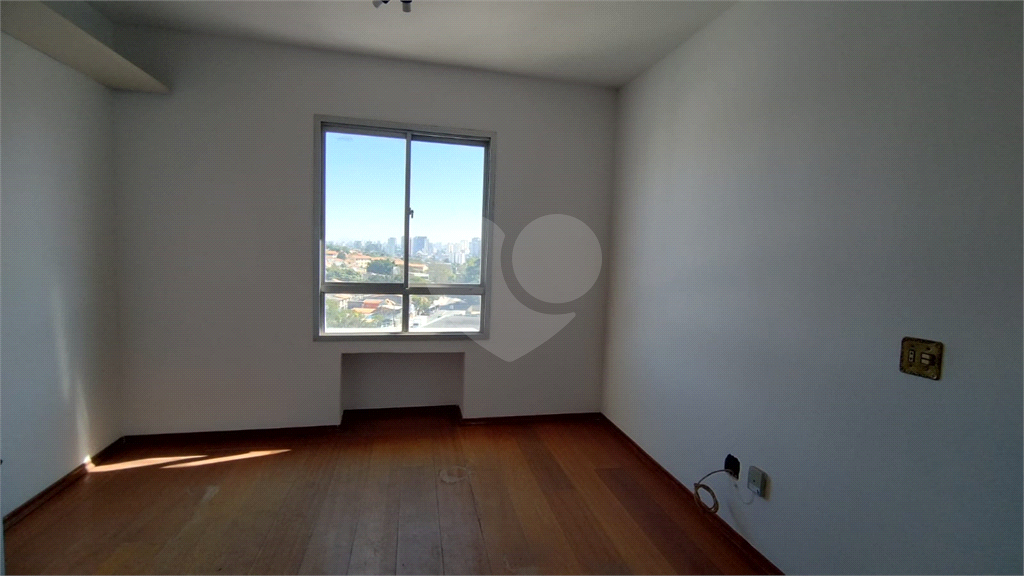 Apartamento à venda na Saúde, com 1 quarto e 1 vaga