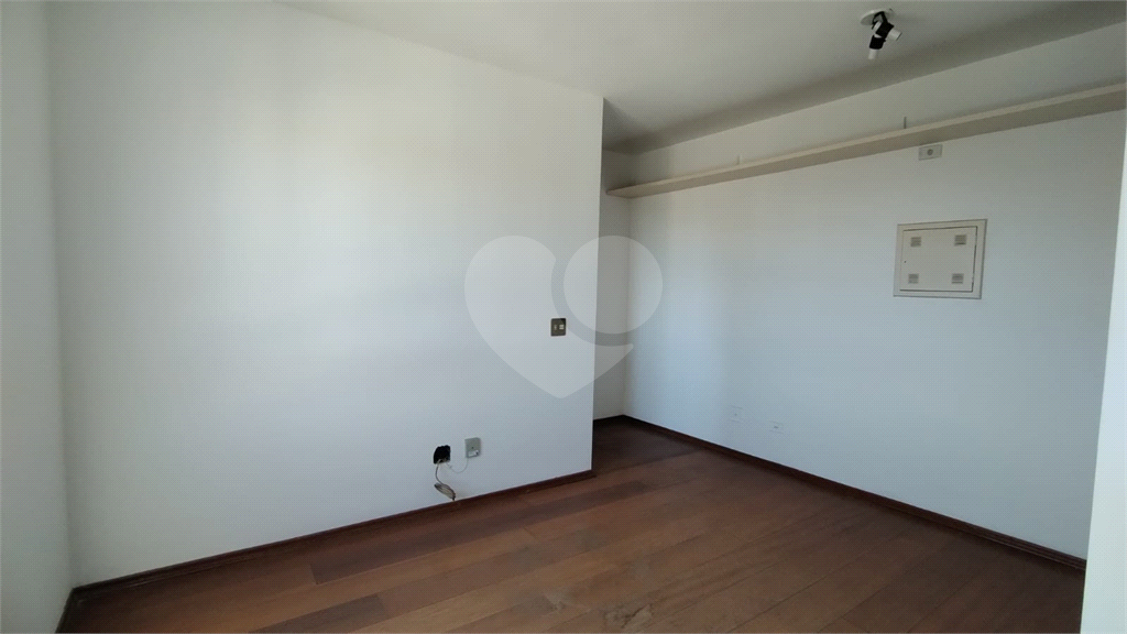 Apartamento à venda na Saúde, com 1 quarto e 1 vaga