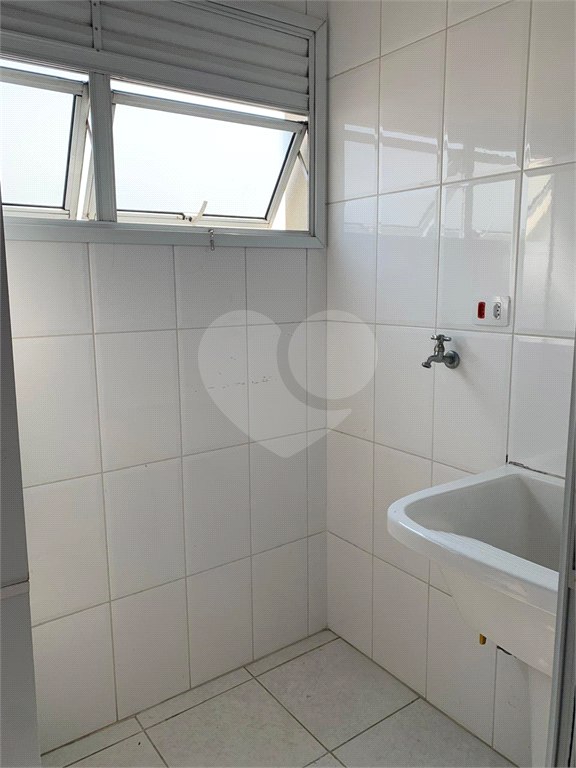 MIRANDOPOLIS 1 DORM COM VAGA 