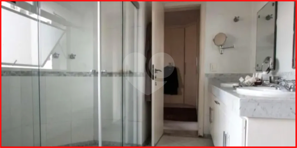 APARTAMENTO em REAL PARQUE