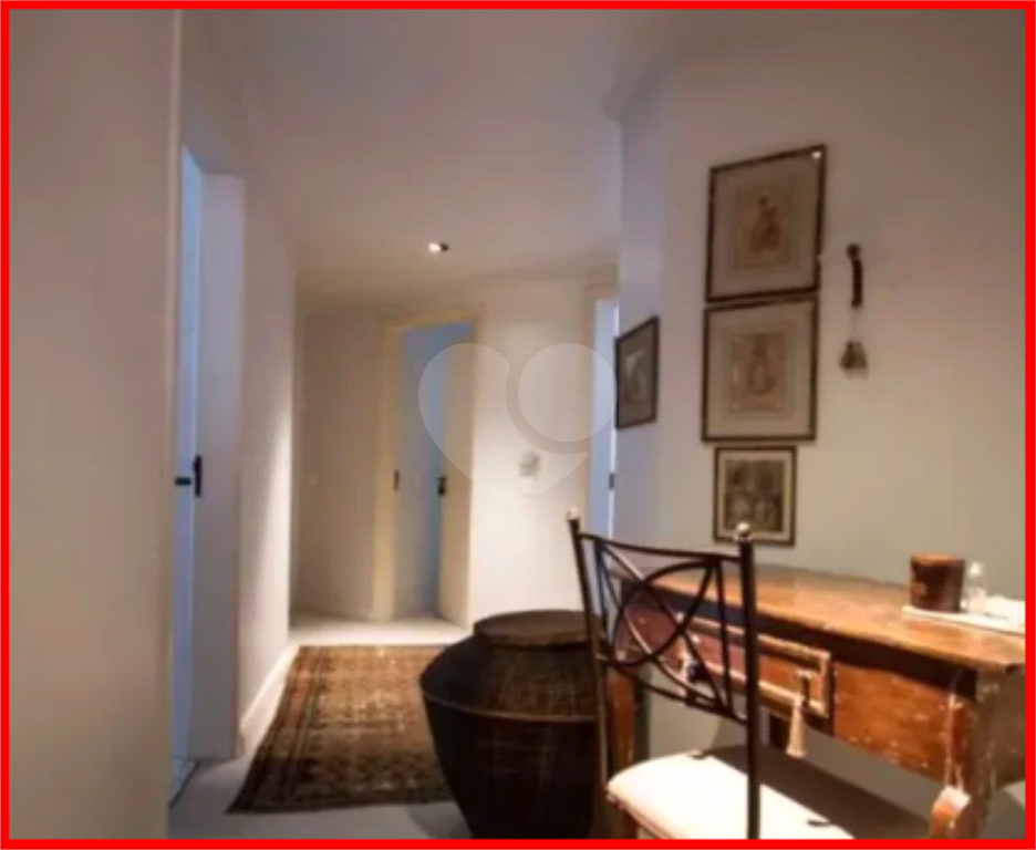APARTAMENTO em REAL PARQUE