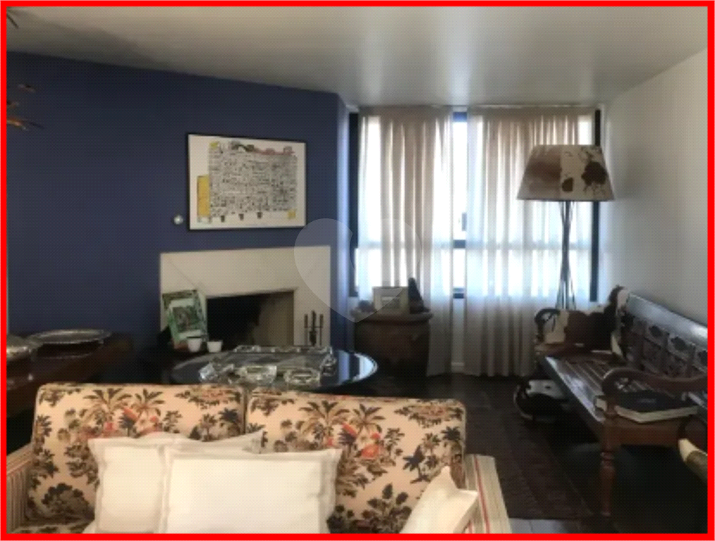 APARTAMENTO em REAL PARQUE