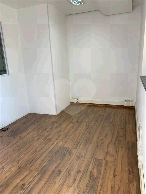 Sala Comercial a venda em Pinheiros 
