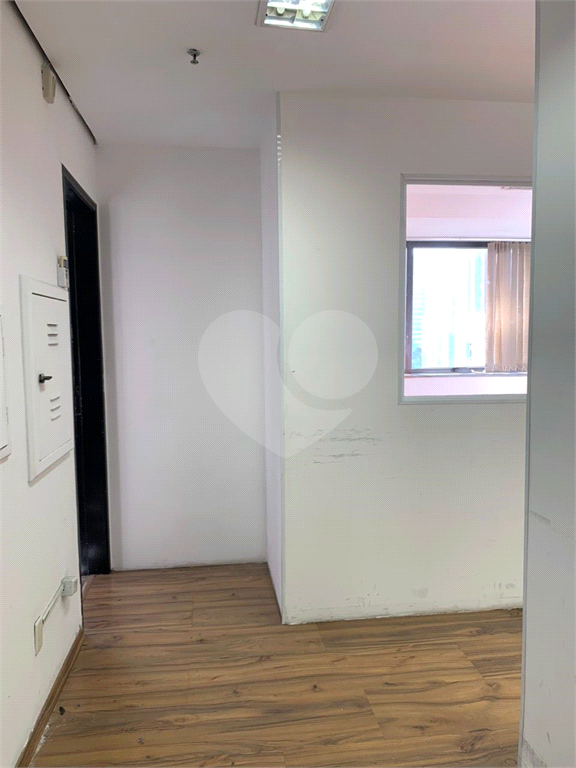 Sala Comercial a venda em Pinheiros 