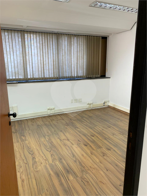 Sala Comercial a venda em Pinheiros 