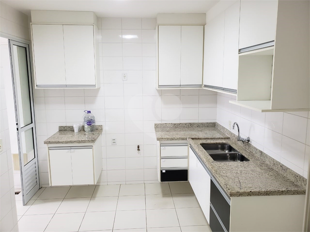 Apartamento à venda com 3 quartos, 90m² - Foto 6