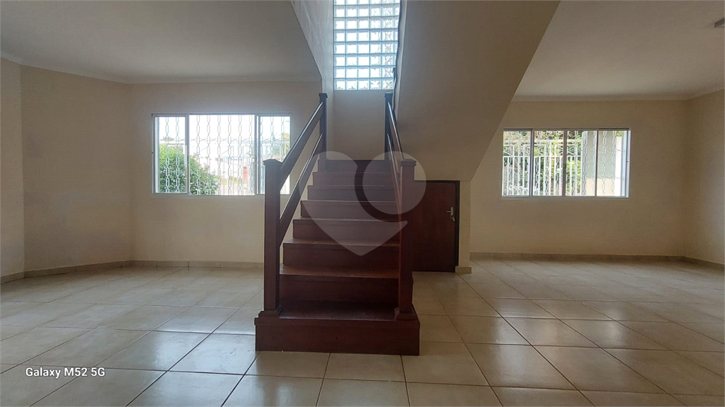 Casa para alugar com 3 quartos, 224m² - Foto 16