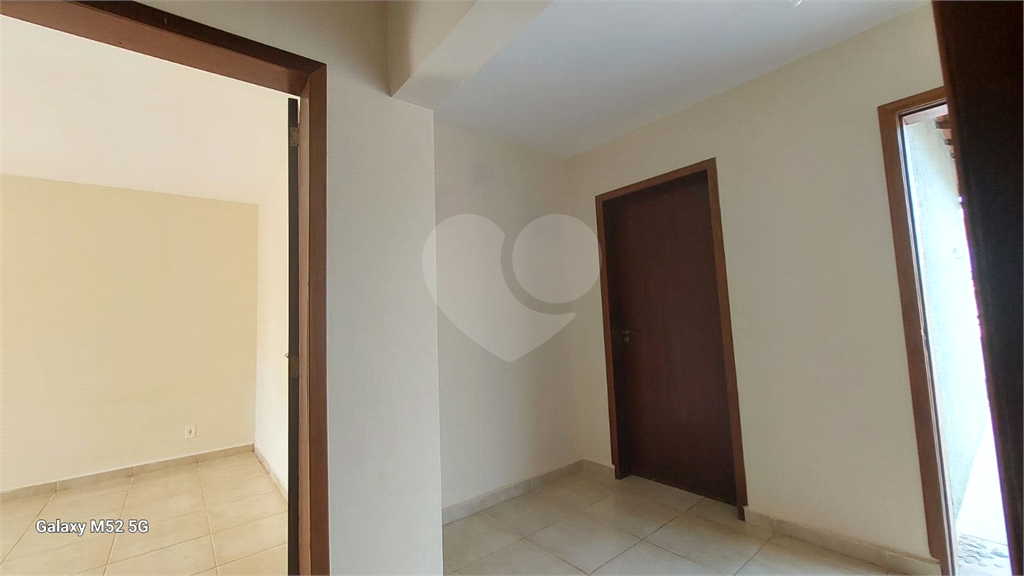 Casa para alugar com 3 quartos, 224m² - Foto 43