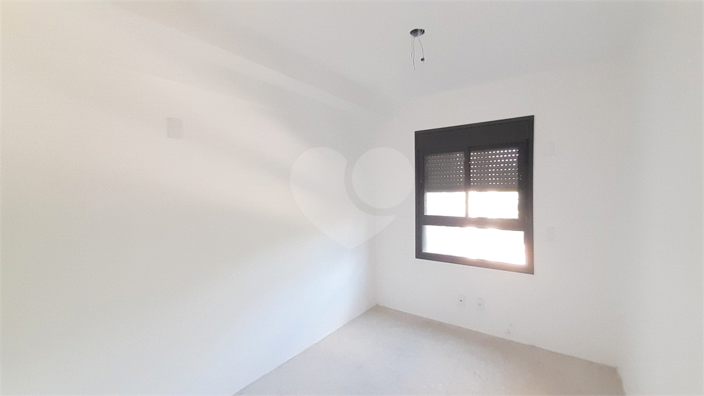 APARTAMENTO em SANTANA