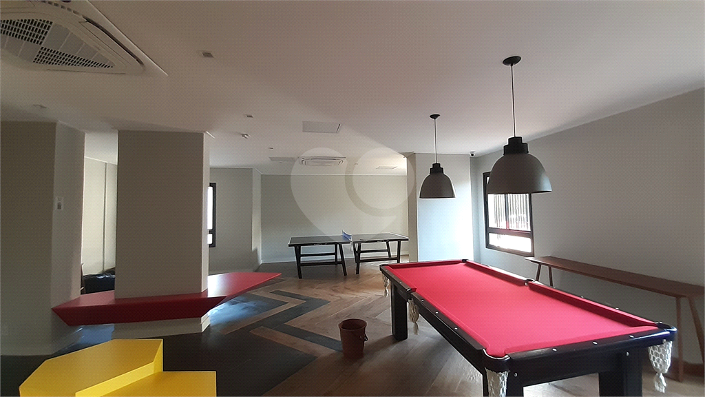 APARTAMENTO em SANTANA