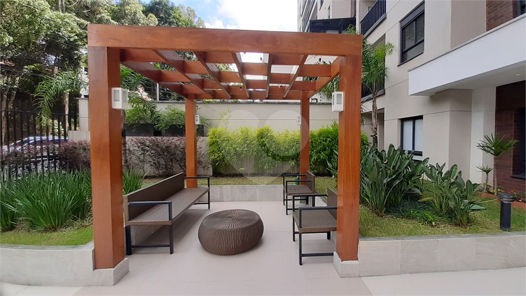 APARTAMENTO em SANTANA