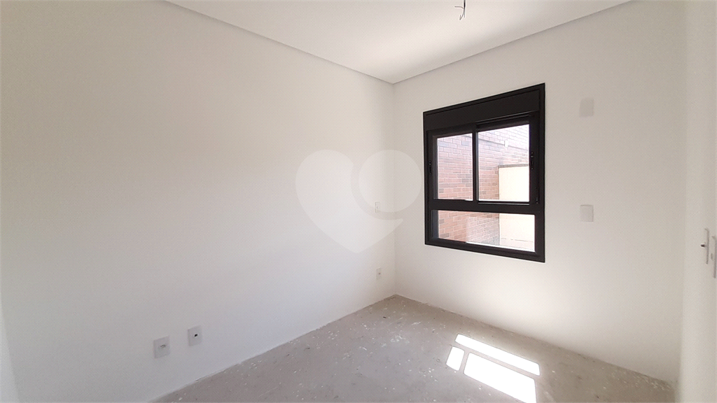 APARTAMENTO em SANTANA