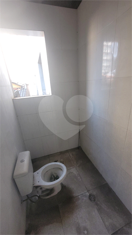 Predio comercial, 765m2, 4 vãos livres, mezanino, salas e banheiros, 3 vagas. Santana.