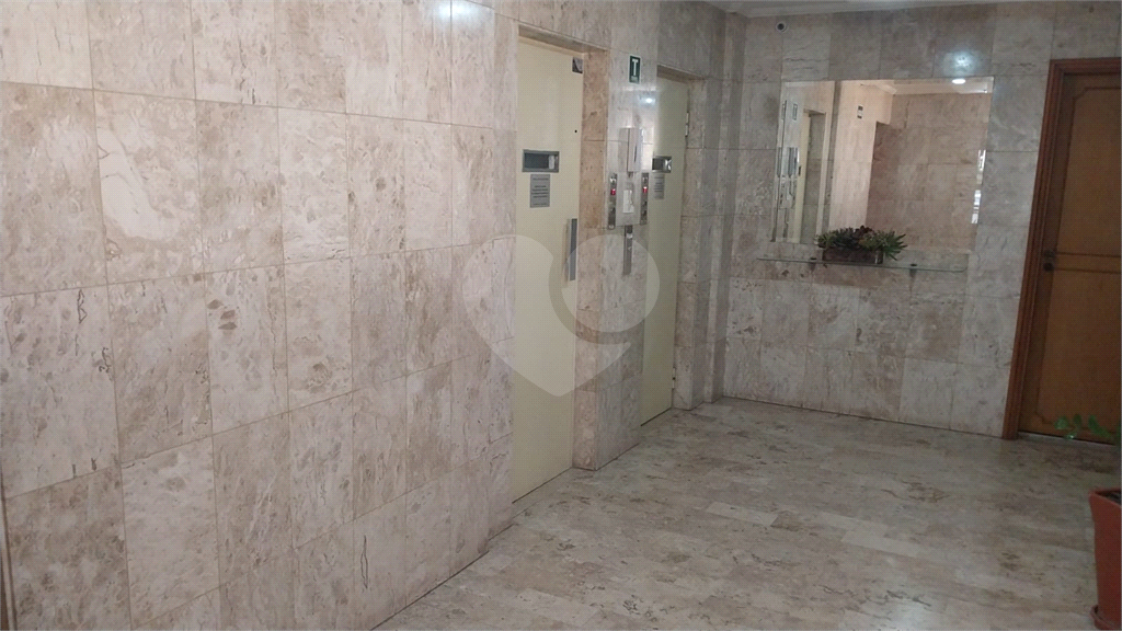 Apartamento à venda com 2 quartos, 66m² - Foto 4