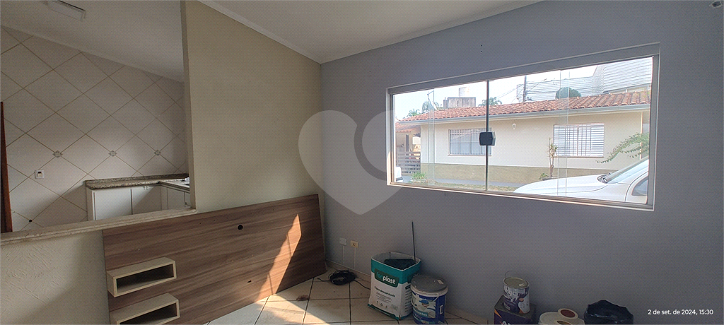 Casa de Condomínio para alugar com 2 quartos, 86m² - Foto 3