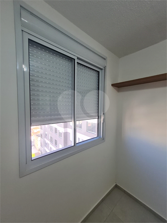 APARTAMENTO em VILA ROMANA
