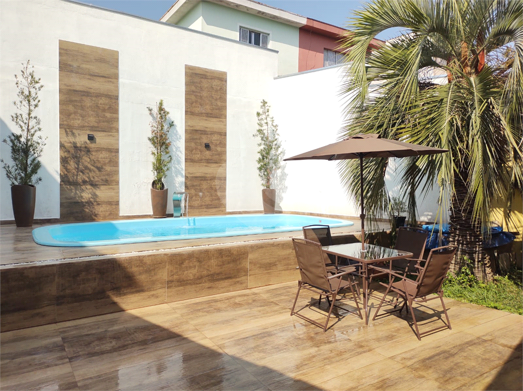 LINDA CASA NO JARAGUÁ