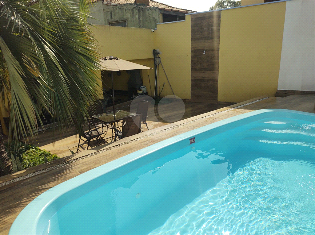 LINDA CASA NO JARAGUÁ