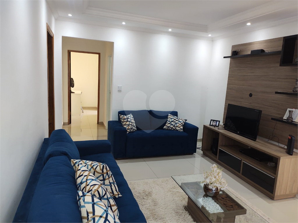 LINDA CASA NO JARAGUÁ